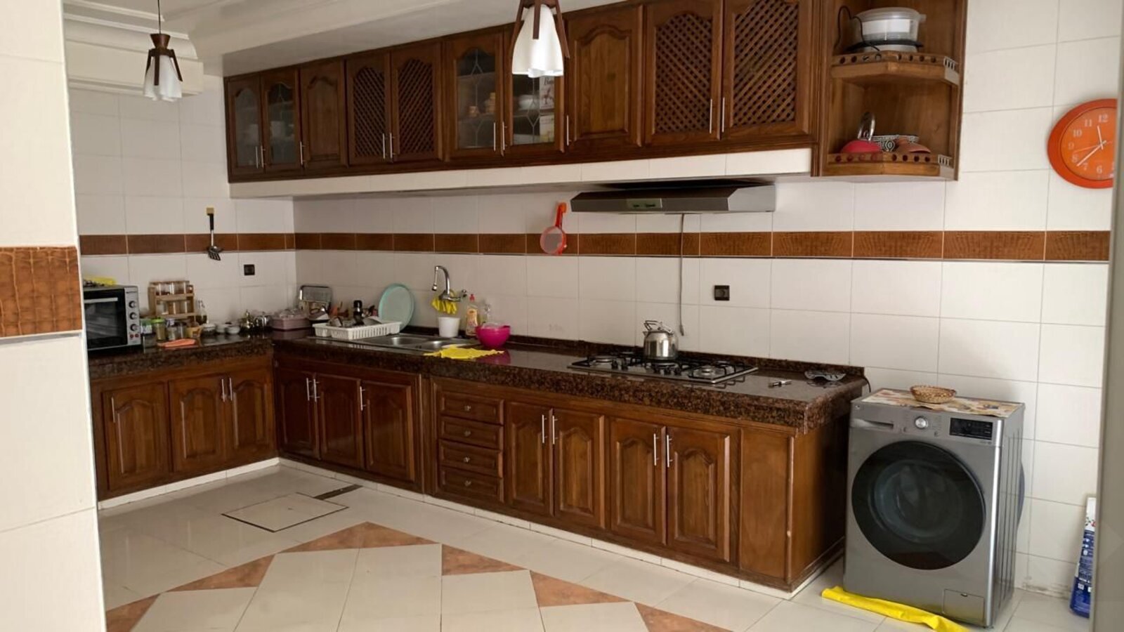 Maison R+2 avec sous-sol à vendre – Quartier Almaz, Casablanca